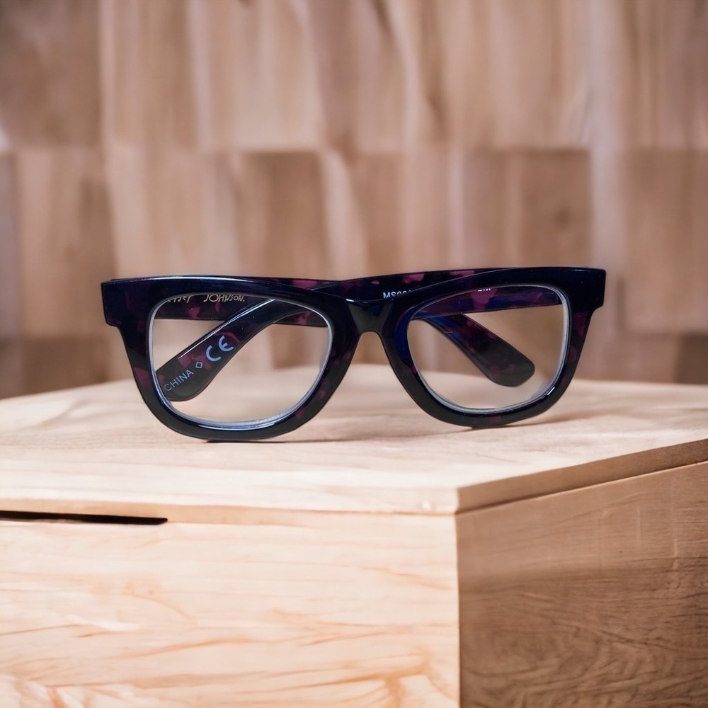 Betsey Johnson Plum purple Tortoise Thick Wayfarer Lisa Readers +2.00, +1.50